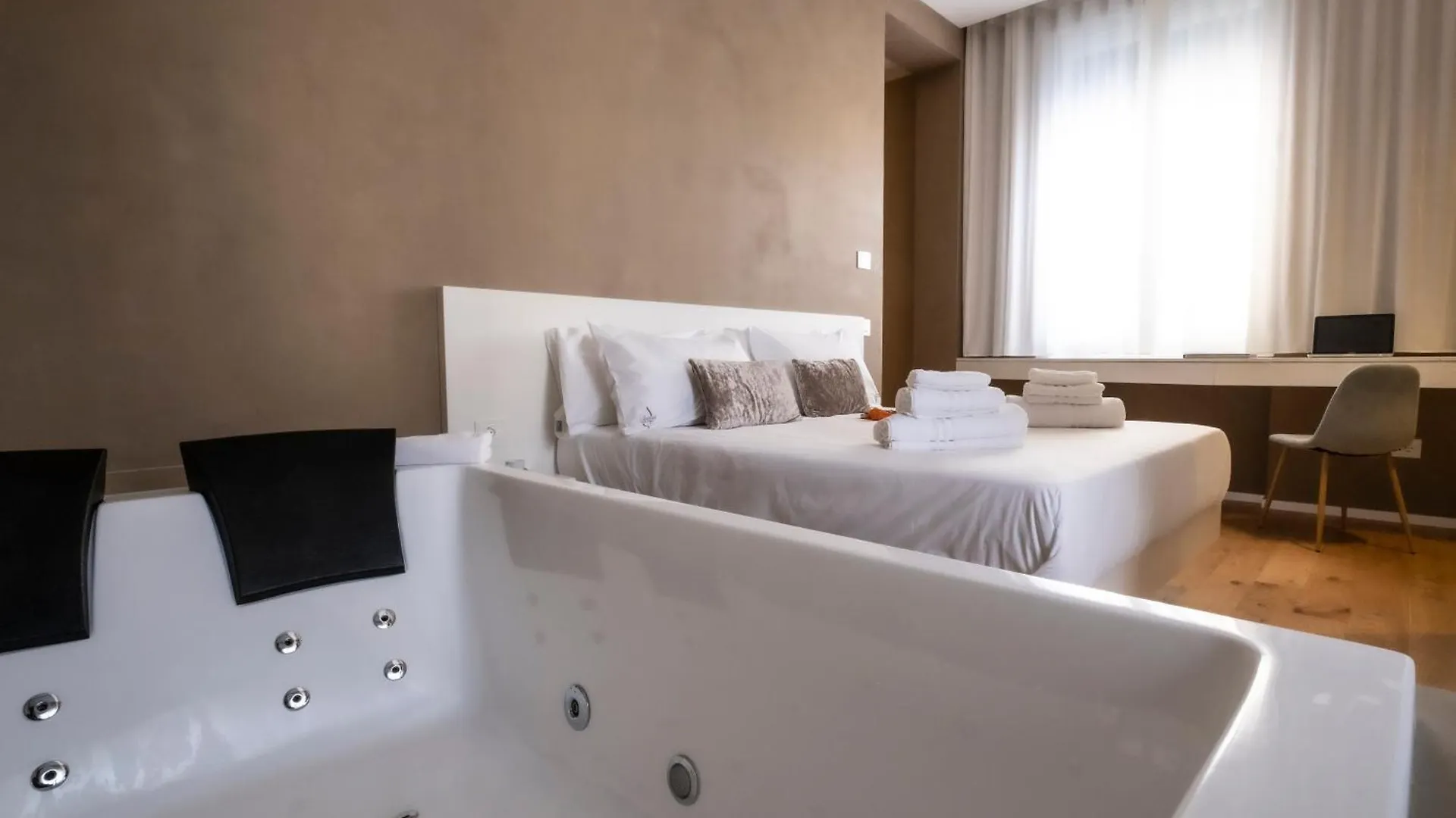 Amorgiu Luxury Suites Palerme Italie